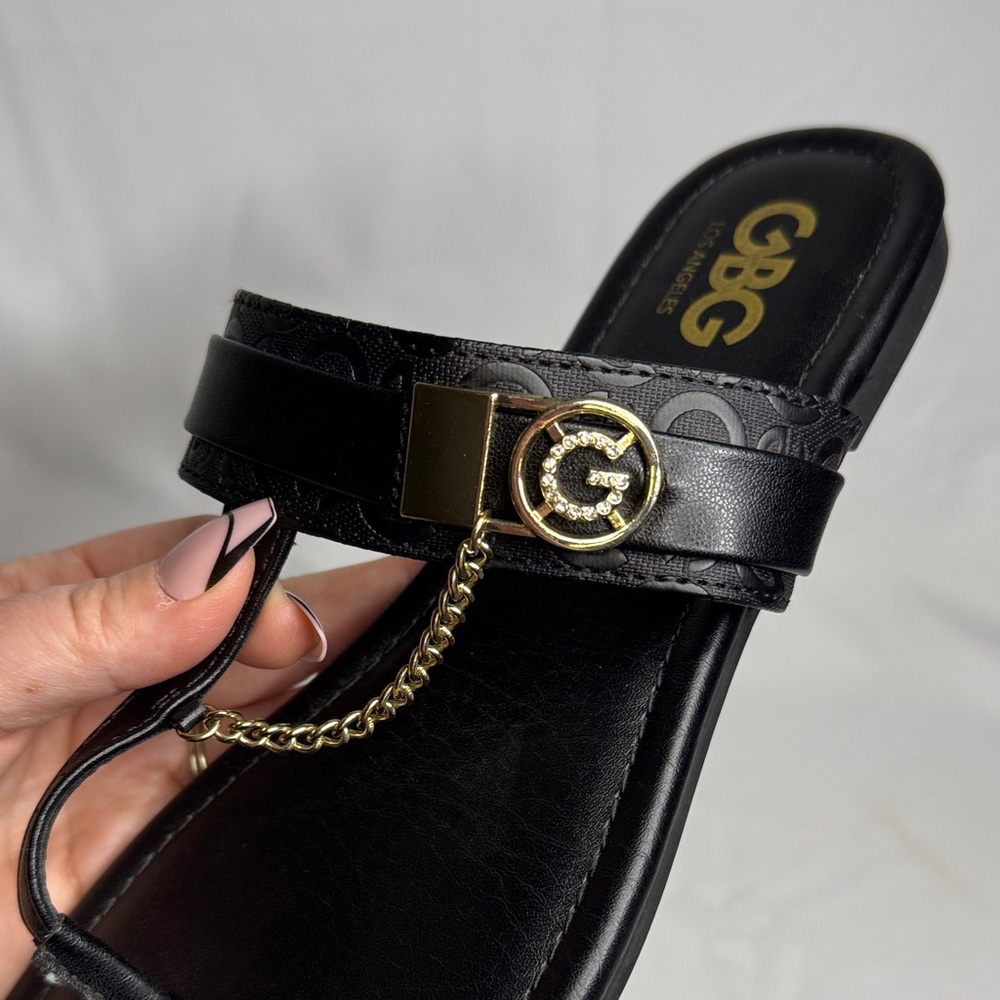 GBG Los Angeles Black Sandals with Gold Chain Accent - Picture 6 of 7